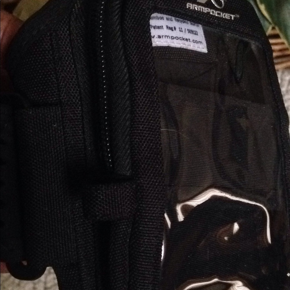 Armpocket - Picture 6 of 7